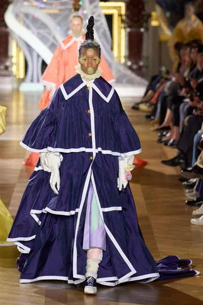 Look 5